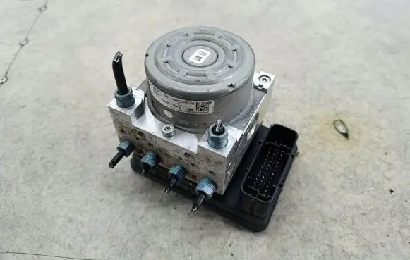 BMW 3 F30 F35 F31 ABS Pump 