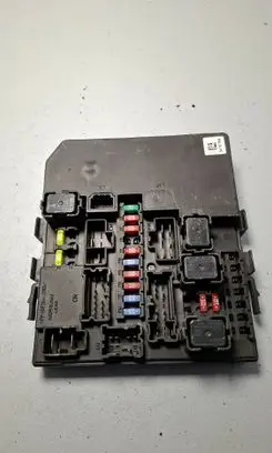 Nissan NV200 Fuse module 284B7JX50A 5S0GT01F7 5411017008