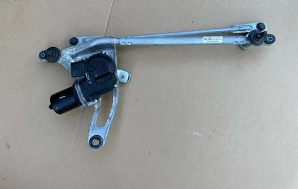 Audi A5 Front wiper linkage and motor 8W7955023E