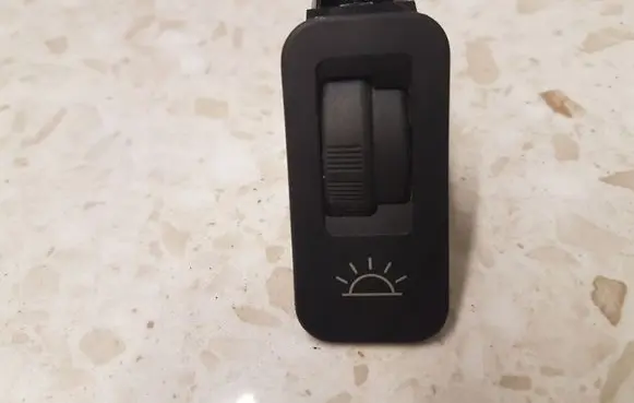 Peugeot 206 Light switch