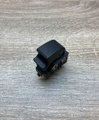 Toyota Corolla Verso AR10 Electric window control switch 848100F010