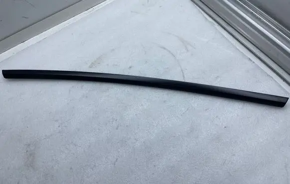 Tesla Model Y Rear door trim (molding) 162117000D