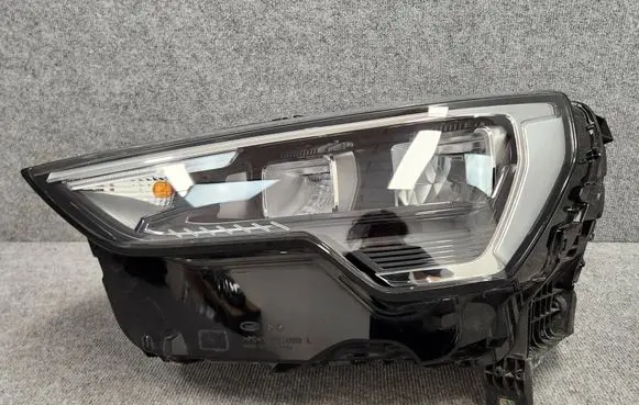 Audi Q3 F3 Headlight/headlamp 83A941011SCZ 83A941011