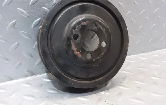 Skoda Roomster (5J) Crankshaft pulley 03G105243