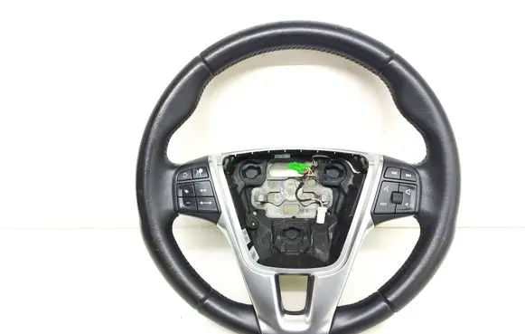 Volvo V70 Steering wheel 34220709A 34220710A 070608352093