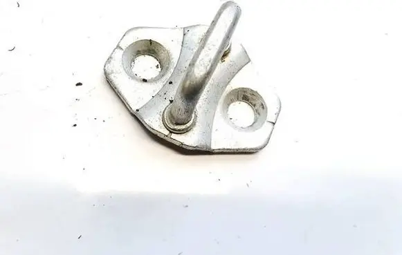 Rover 620 Front door lock loop/hook striker 