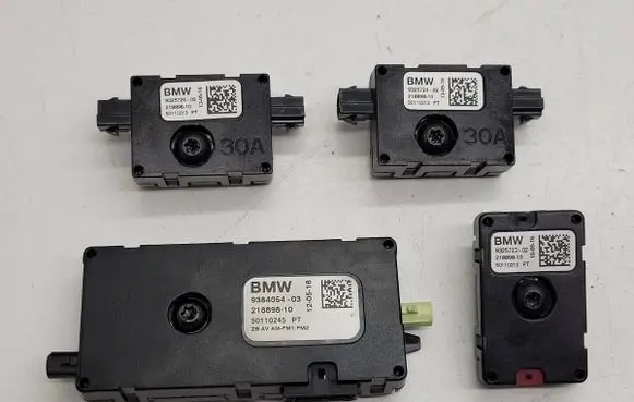 BMW 7 G11 G12 Aerial antenna amplifier