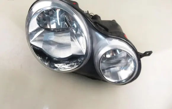 Volkswagen Polo IV 9N3 Headlight/headlamp