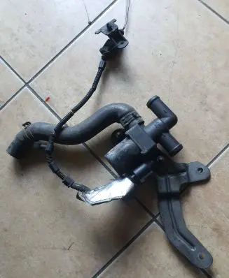 Volkswagen Caddy Electric auxiliary coolant/water pump 1t0820036a