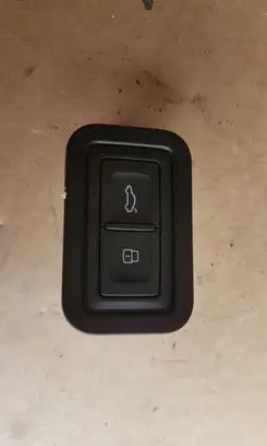 Audi A6 S6 C7 4G Tailgate opening switch 4G0959831B