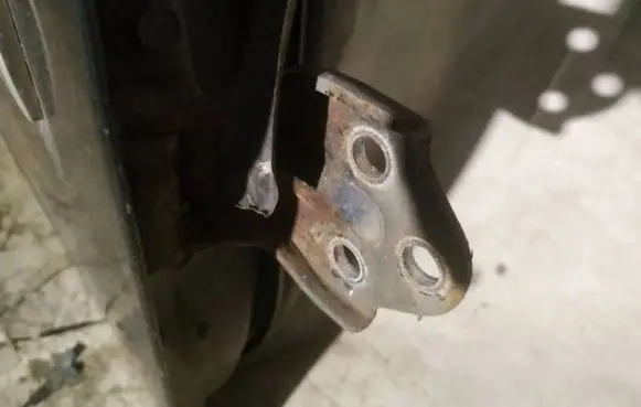 Hyundai H-1, Starex, Satellite Front door upper hinge