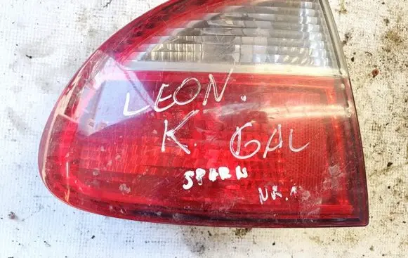 Seat Leon (1M) Rear/tail lights 45208dy2