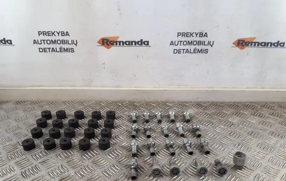 Nuts/bolts