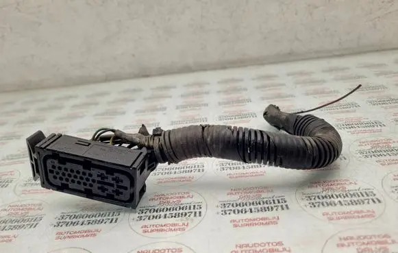 Volkswagen Sharan ABS module connector plug 1H0973327A
