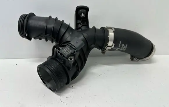 Volkswagen Touareg II Intercooler hose/pipe 7P0145795C 03G906051E 7P0145709A