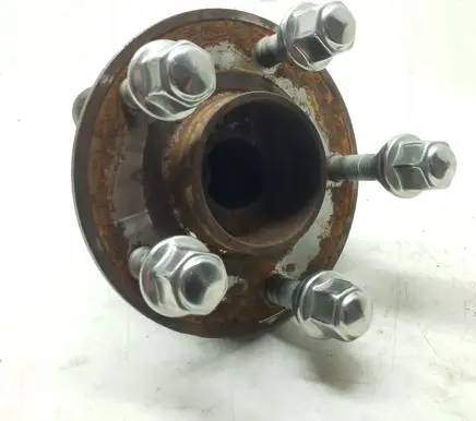 Ford Mondeo MK V Rear wheel hub