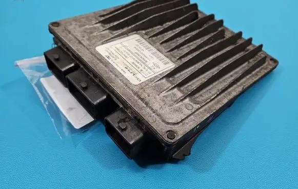 Renault Kangoo I Engine control unit/module ECU 8200303626 IMPRK1535828
