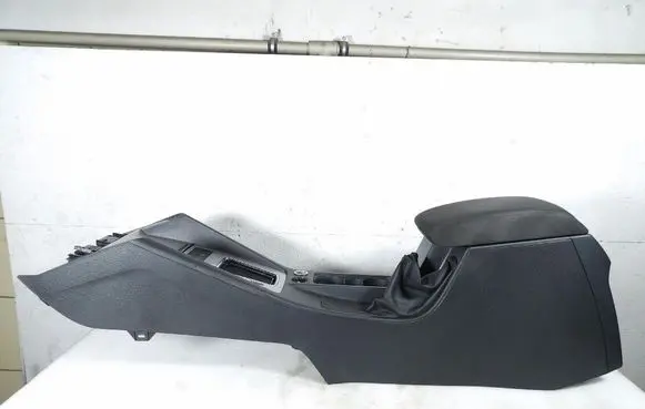 Skoda Octavia Mk3 (5E) Center console 5E1863243