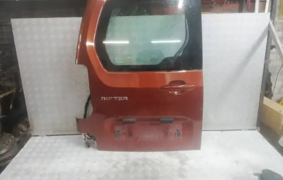 Peugeot Rifter Rear door