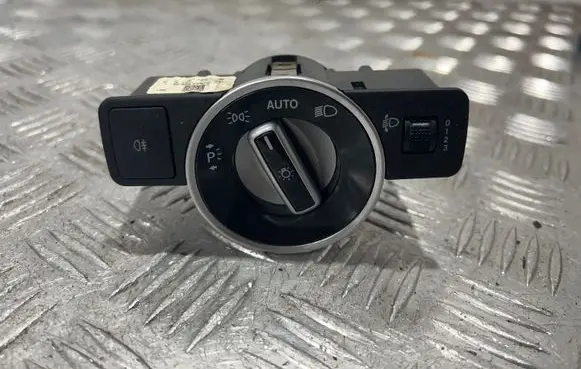 Mercedes-Benz E W212 Light switch A2129050651