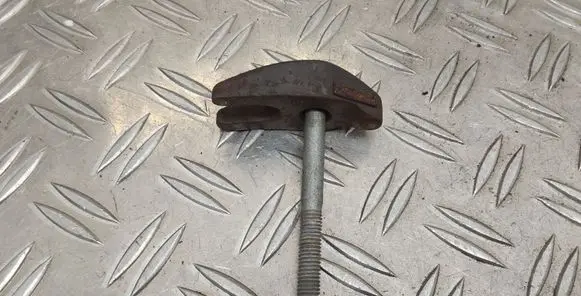 Fuel Injector clamp holder