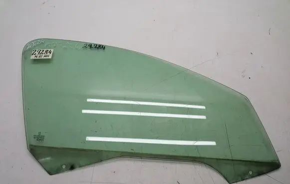 Peugeot 206 Front door window glass four-door E243R000464