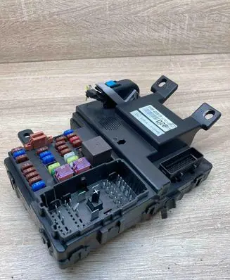 KIA Carnival Fuse module 97RA010046 919554D2800F D28