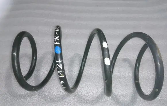 Toyota Avensis T250 Front coil spring 4813105820