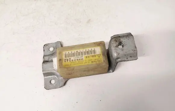 Mitsubishi Galant Airbag deployment crash/impact sensor mr309242 x6t42171