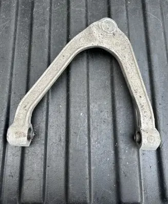 Infiniti FX Front upper control arm/wishbone 644634575345547