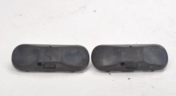 Volkswagen Touran I Windshield washer spray nozzle 