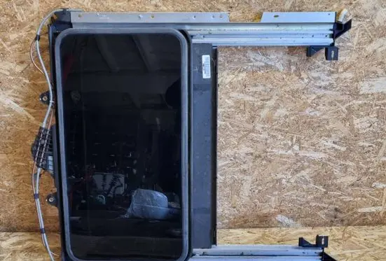 Ford Explorer Sunroof set 29054902442172 2905E001125181 2006180100227