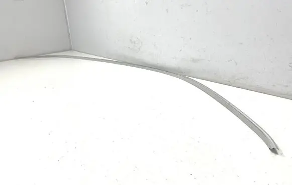 Roof trim bar molding cover