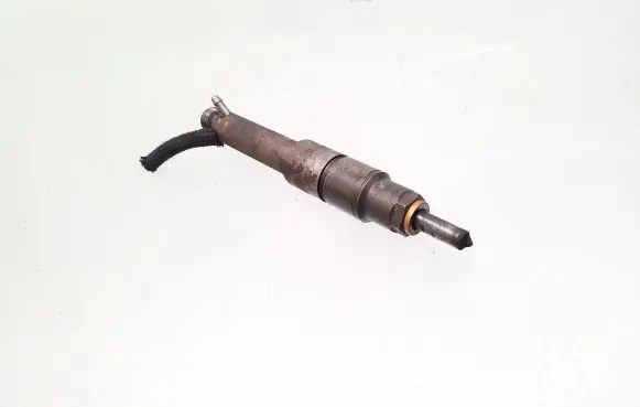 Audi A4 S4 B5 8D Fuel injector 028130201T