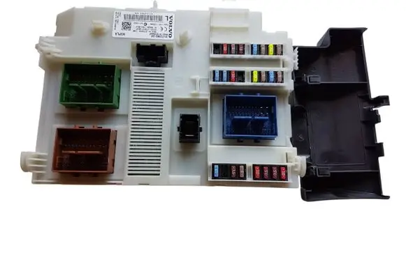 Volvo V60 Fuse module 31412969 31398100