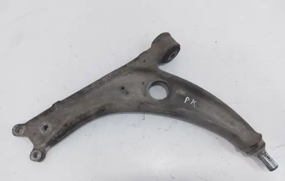 Volkswagen PASSAT B6 Front lower control arm/wishbone