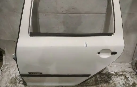 Skoda Octavia Mk2 (1Z) Rear door BALTOS