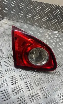 Nissan Qashqai+2 Tailgate rear/tail lights