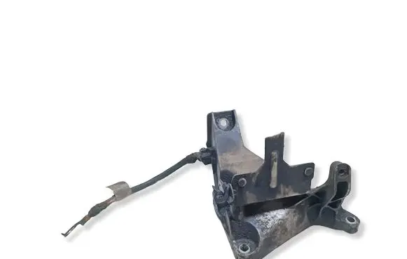 BMW 1 E81 E87 Engine mounting bracket 6760309 2211676009