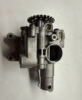 Volvo XC60 Oil pump 16804701