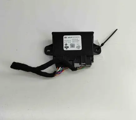 KIA Sportage Tailgate/trunk control unit/module A3C1073180201 81870R2100