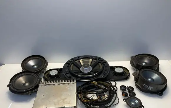 Mercedes-Benz CLS C219 Audio system kit A2198200602 2198200602 A2118272042