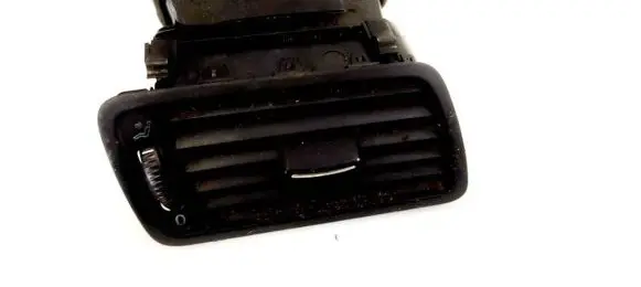 Volkswagen PASSAT B6 Dash center air vent grill 3C1819702E T002437511