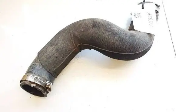 Audi Q5 SQ5 8R Intercooler hose/pipe 8R0145737N