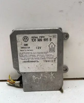 Volkswagen PASSAT B5.5 Airbag control unit/module 1C0909605B 5WK43124 17010113F