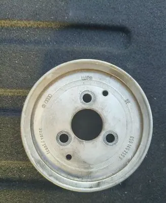 Volkswagen Touareg II Crankshaft pulley 059145255G