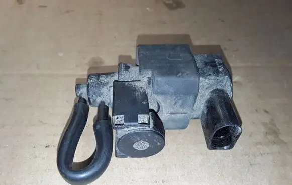 Audi A6 S6 C6 4F Vacuum valve 059906629A