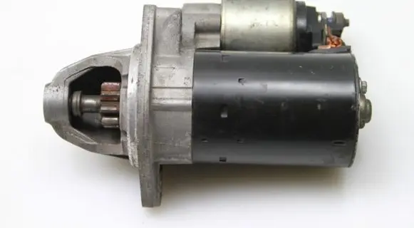 BMW 3 E90 E91 Starter motor 7521123