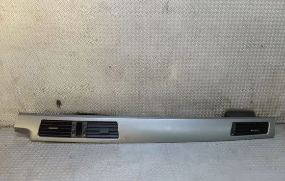 BMW 5 E60 E61 Dash center air vent grill 51457129233
