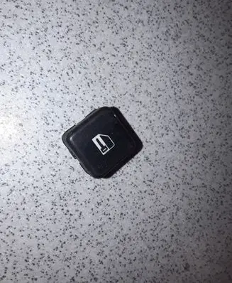 BMW 5 E39 Central locking switch button 8360828